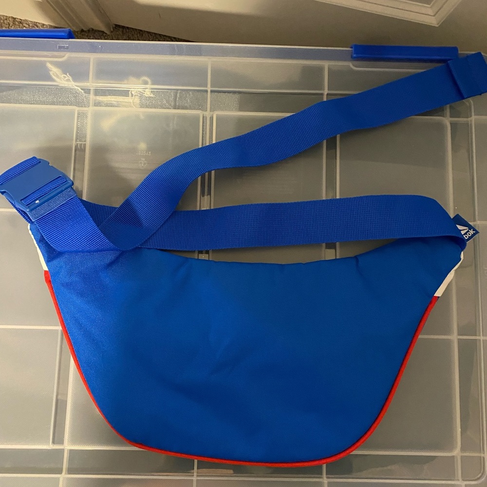 ✨NEW✨ Reebok Fannypack - Picture 4 of 4